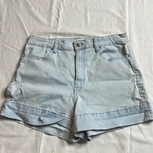 Light washed shorts